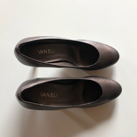 Brown Metallic Pumps - Picture 2 of 6